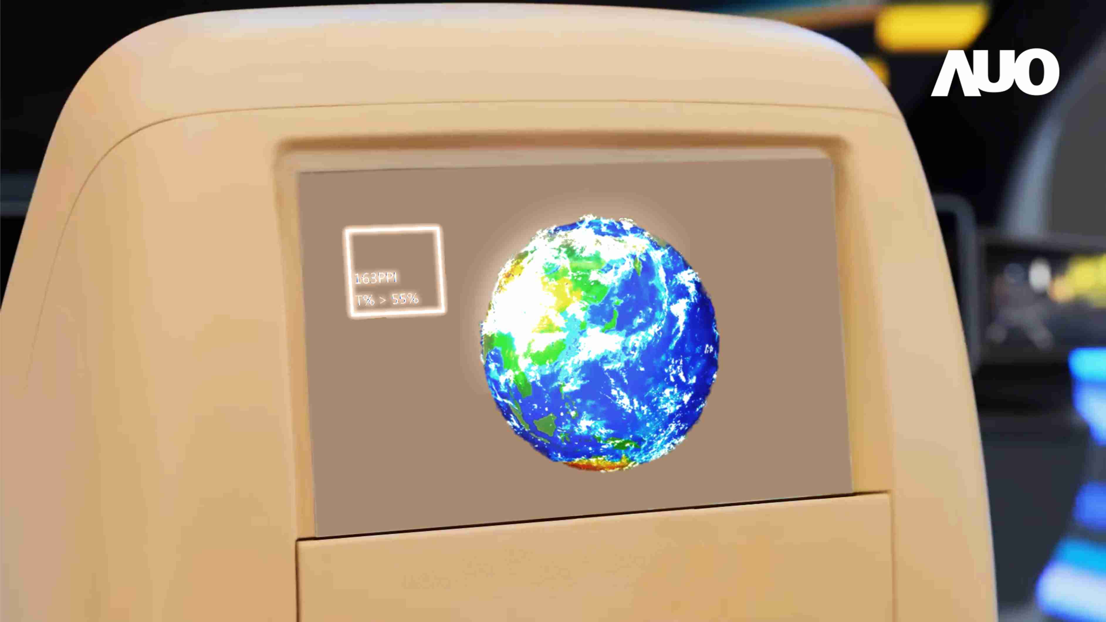 龙门国际突破设计与制程挑战，，，推出全球最高分辨率163ppi的13.5吋透明Micro LED面板，，，，并积极布局智能车市场，，以期拓展透明显示应用的可能性