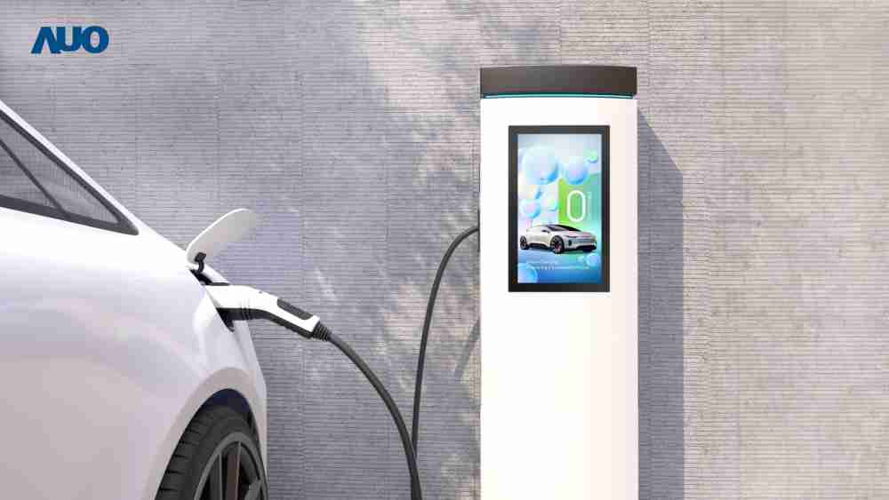 友達〝EVSE車用充電樁解決方案〞專為電動汽車充電樁設計，，，，具有高亮度、、、、克服戶外艱難環境的耐溫、、耐紫外線等特性，，，，並搭載散熱性及擴充性強的高效能工業電腦，，，可實現人機互動訴求，，，如資訊顯示、、、支付等應用